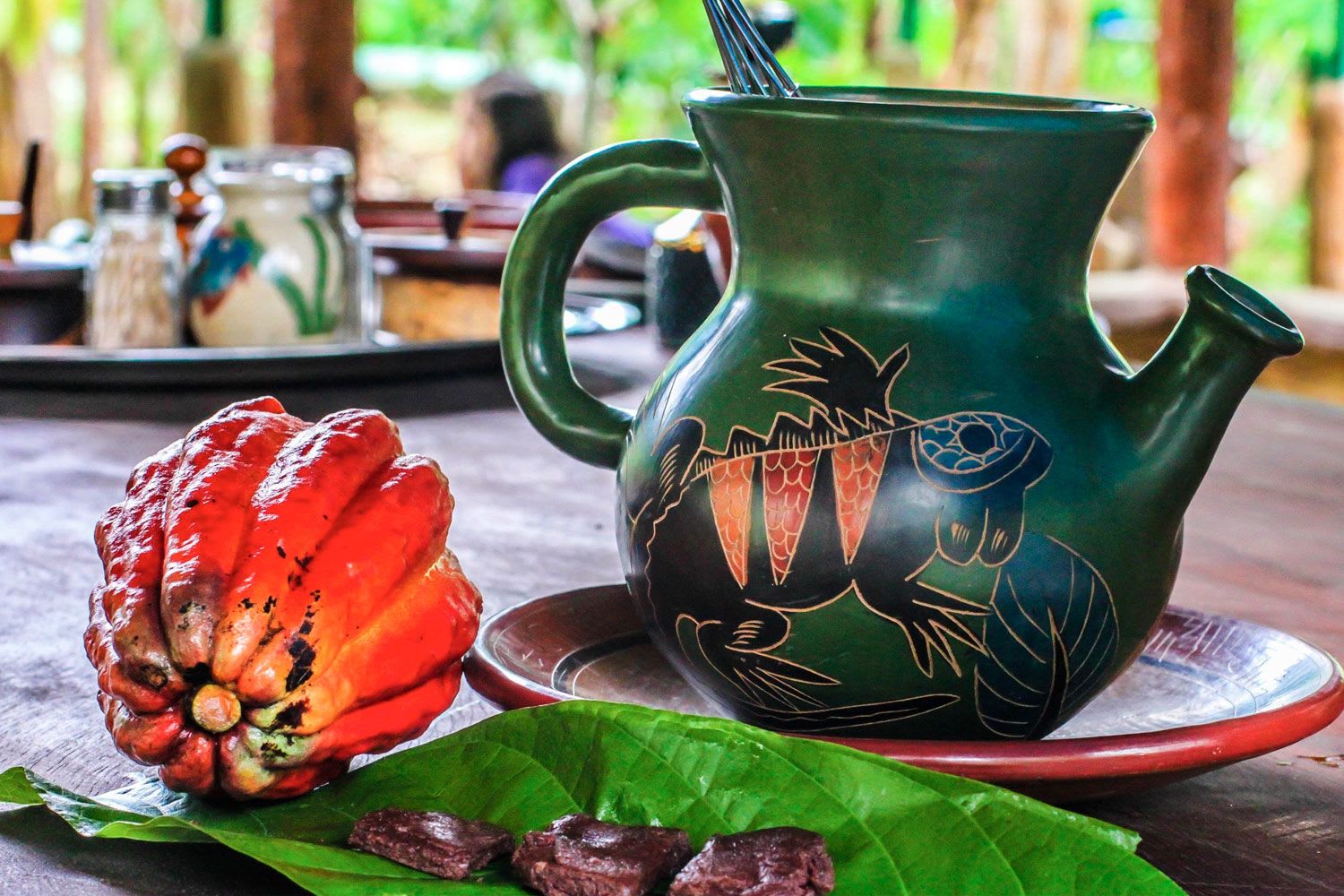 Costa Rican souvenir and coffee stop — approximately 25–30 minutes; purchases are optional.
